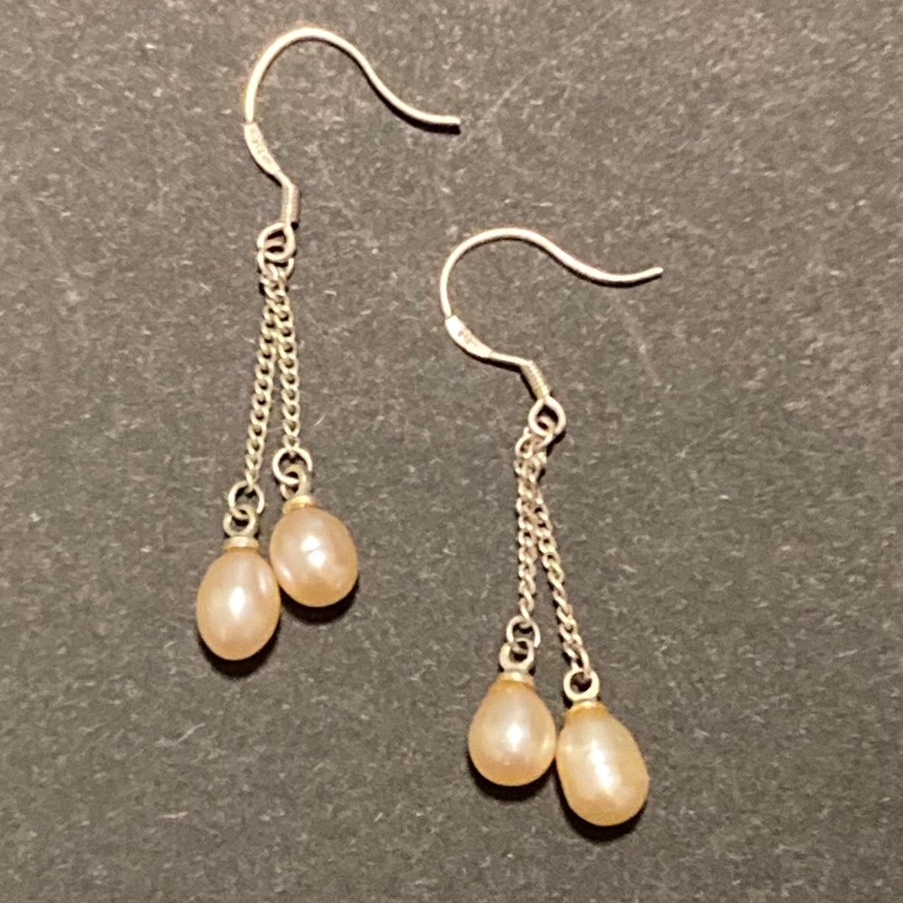 Teardrop Pearl Earrings